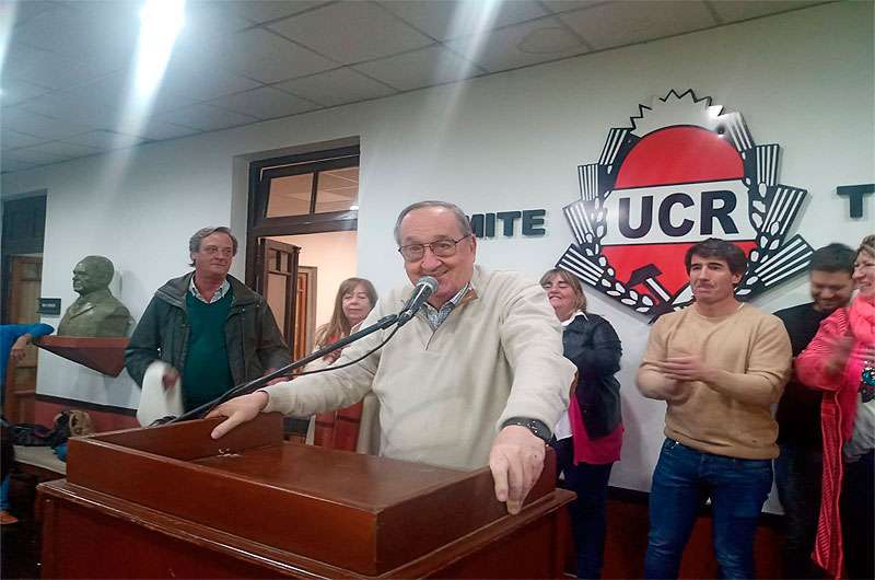 Claros Triunfos Oficialistas En Tandil Necochea Y Mar Del Plata