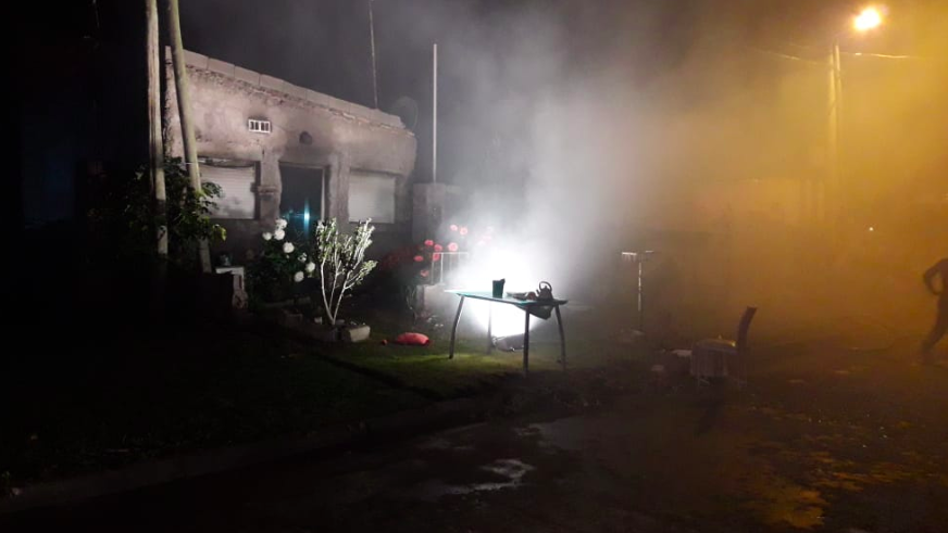 Voraz Incendio En Una Vivienda: Hubo Importantes Pérdidas :: Canal Verte