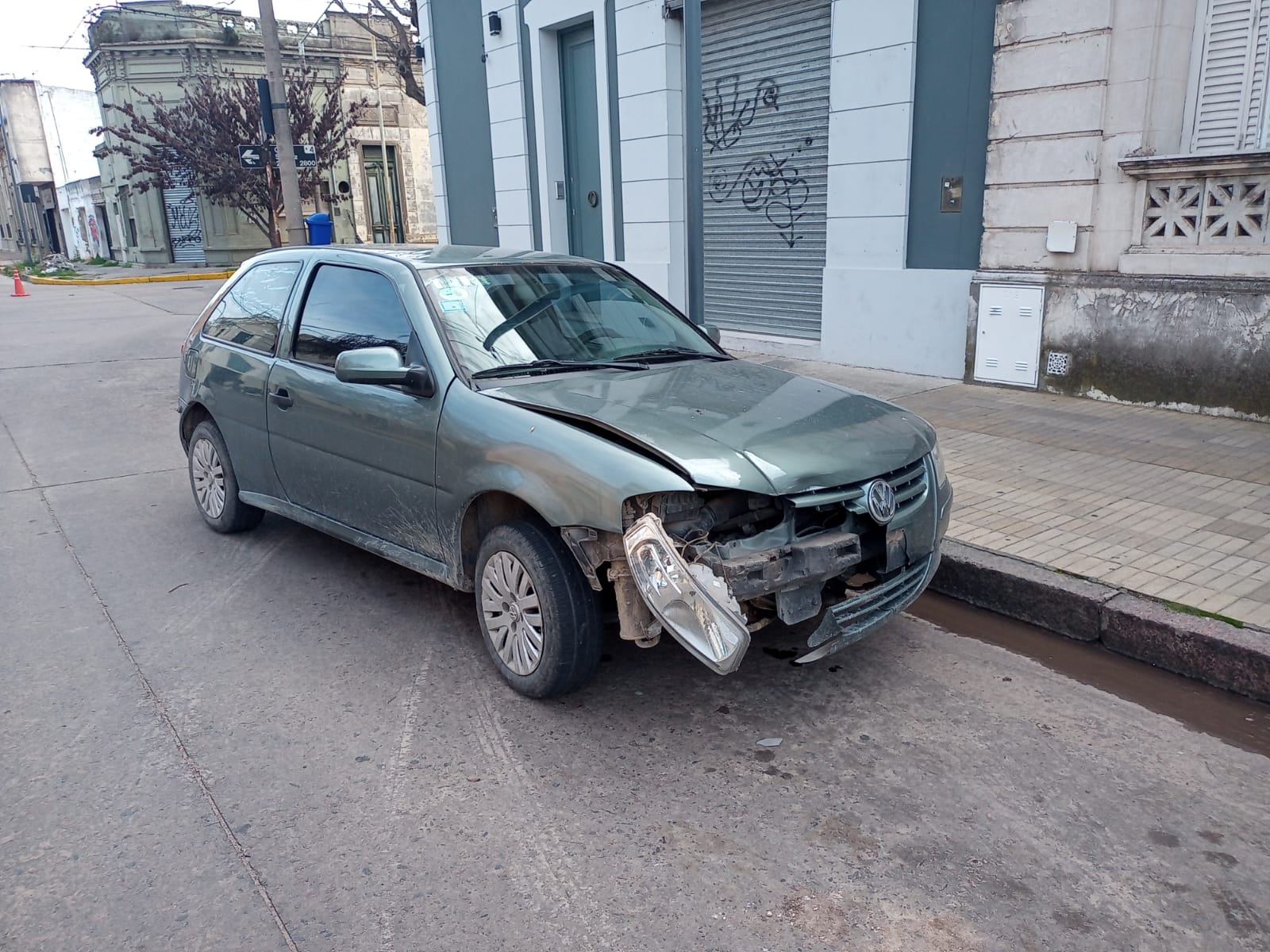 Dos Personas Heridas Tras Un Choque Entre Un Auto Y Una Moto Canal Verte 4322