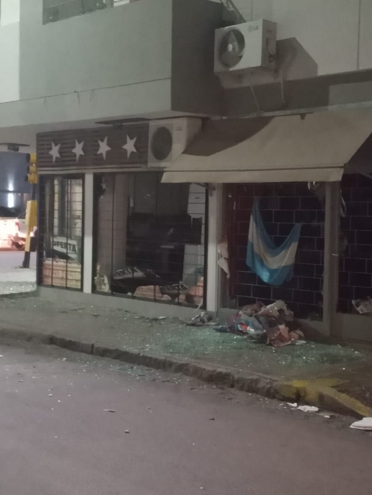 Bahía Blanca: grave explosión en un local de La Cámpora ...