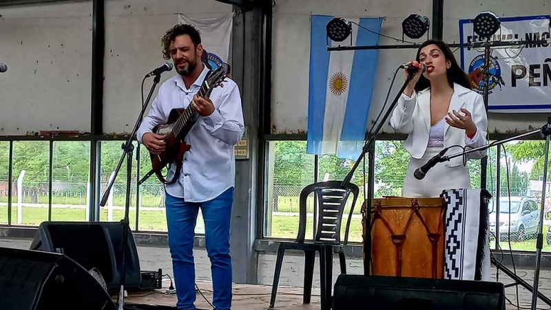 Lucia y Ariel Albornoz, ganaron la 1ra edicin del Pre Festival