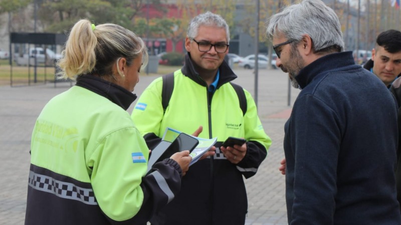 Bolvar tambin estren sistema de estacionamiento medido