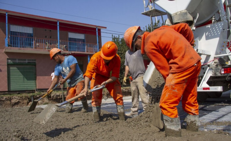 La construccin y la industria cayeron hasta un 30%