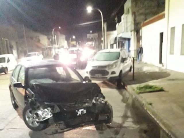 Fuerte accidente en horas de la madrugada en Pueblo Nuevo