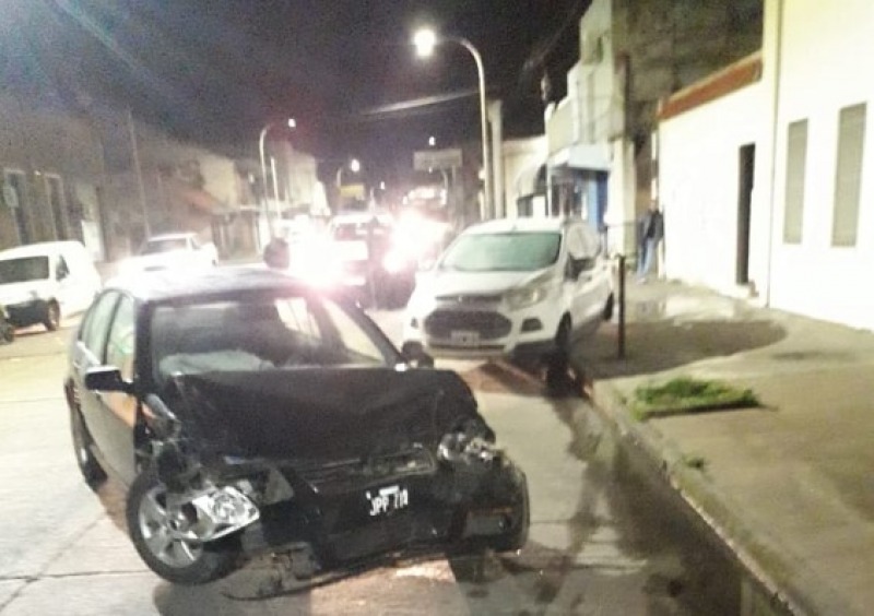 Fuerte accidente en horas de la madrugada en Pueblo Nuevo