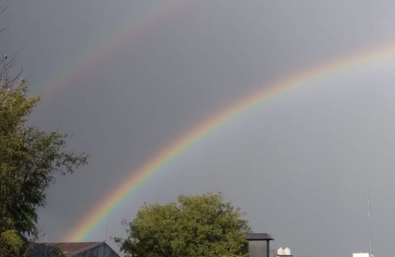 Un doble arco iris se pudo ver este sbado en el cielo tandilense