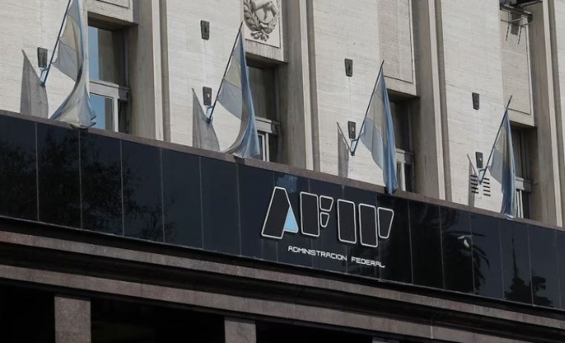 Disolvern la AFIP y despedirn a 3 mil empleados