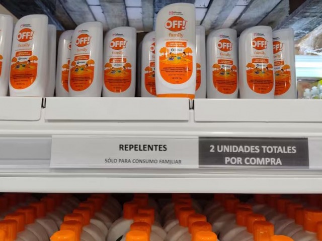 En plena crisis de consumo, se venden repelentes