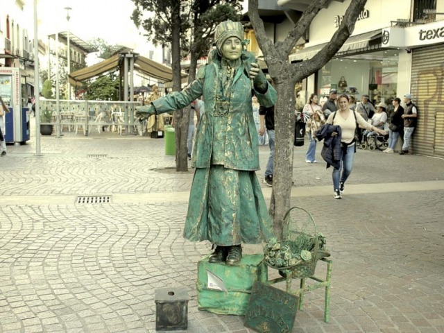 Banegas y Mitre, en el Festival Nacional de Estatuas Vivientes