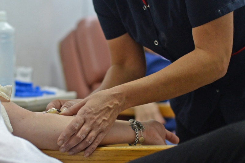 Campaa de donacin de sangre en el Complejo Universitario