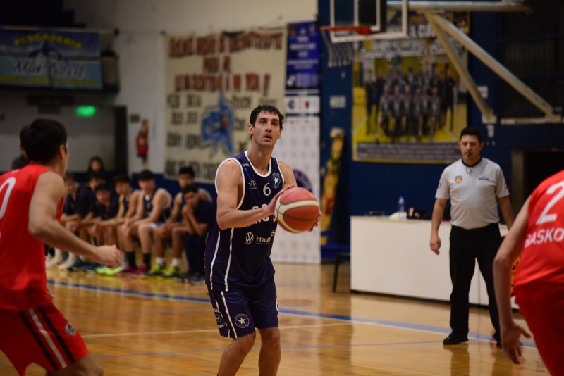 Racing perdi e ir por la heroica a Necochea