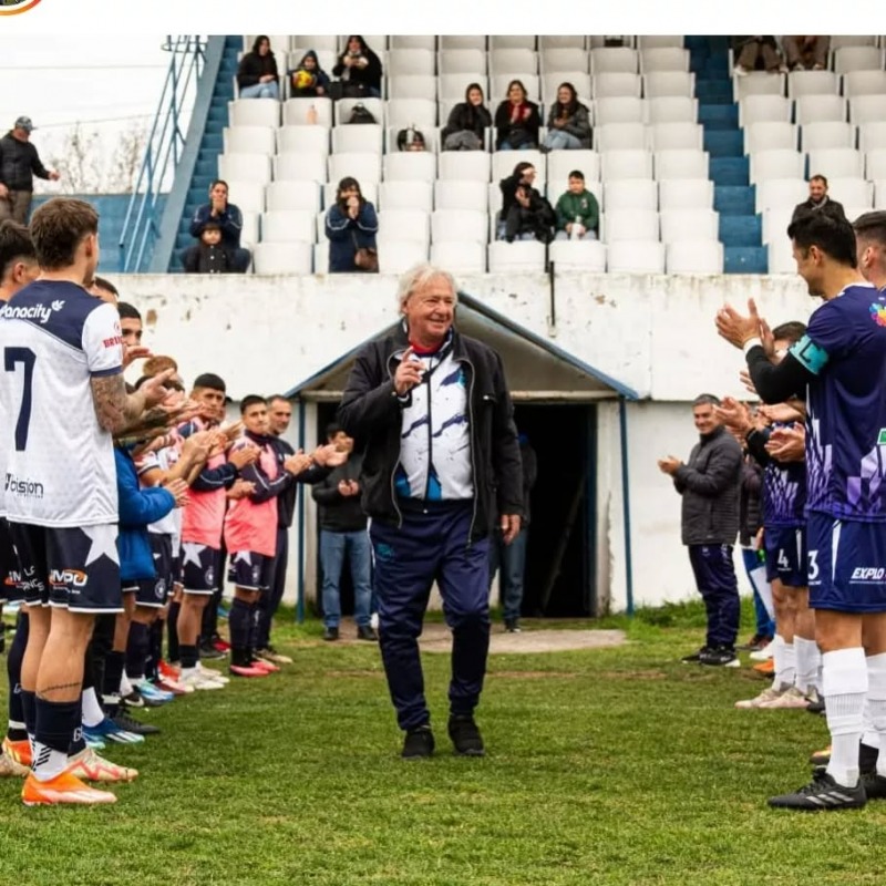 Fatiga Russo continuar como Director Deportivo de Municipales