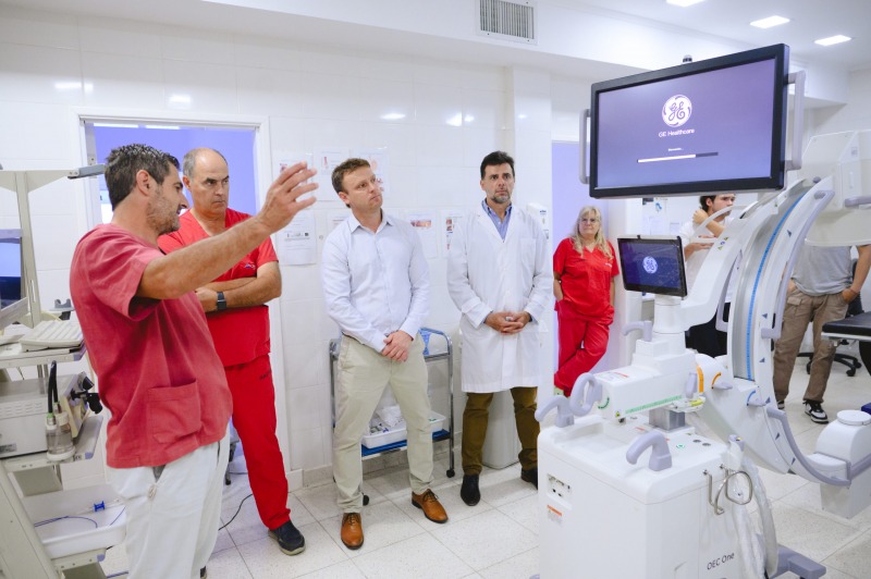 Inauguraron en el Hospital el equipo de arco en C