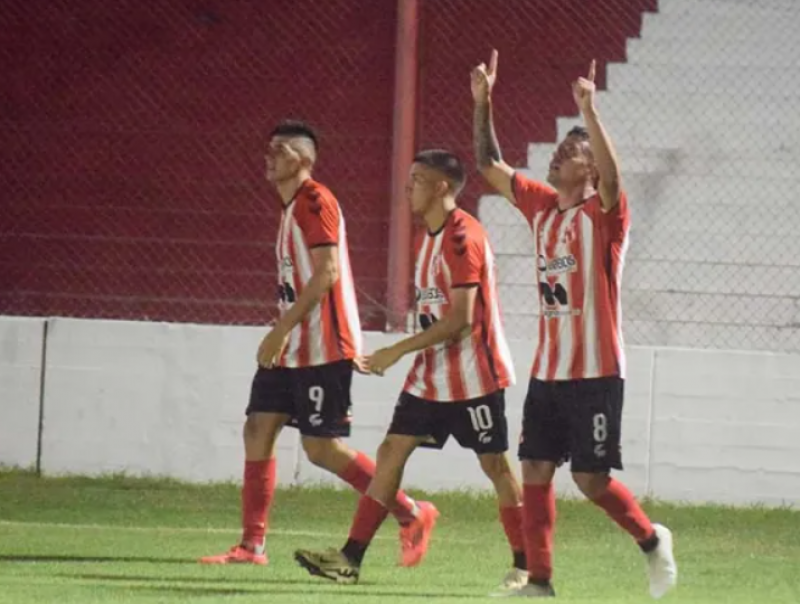 Se definieron los cruces por los ascensos al Federal