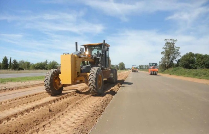 Trabajos en la autova de la Ruta 3 entre Monte y Gorchs