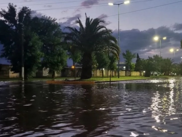 Este lunes un fuerte temporal azot a la ciudad de Bolvar