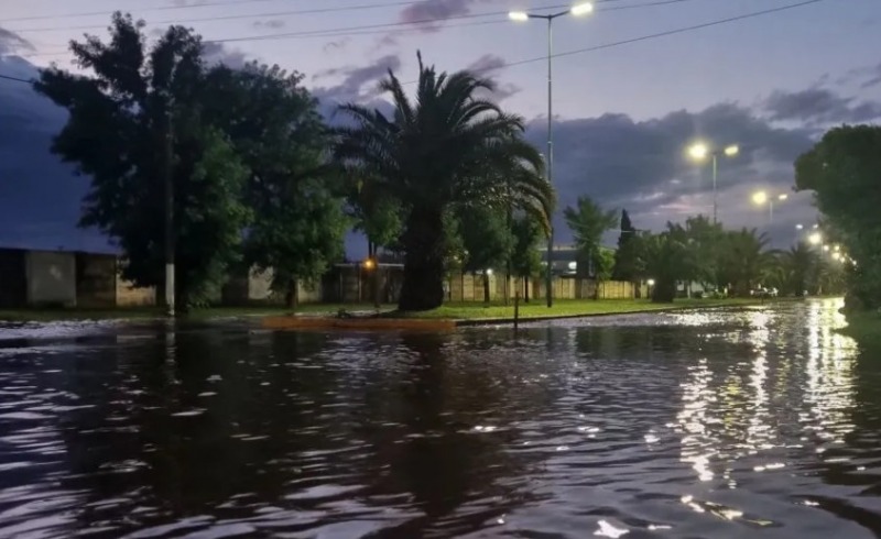 Este lunes un fuerte temporal azot a la ciudad de Bolvar