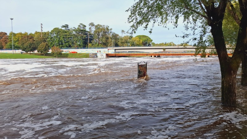 Se descartan desbordes mayores en el arroyo