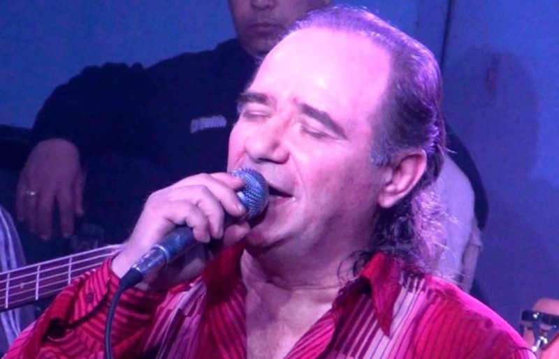 Muri el cantante de Los del fuego en pleno show