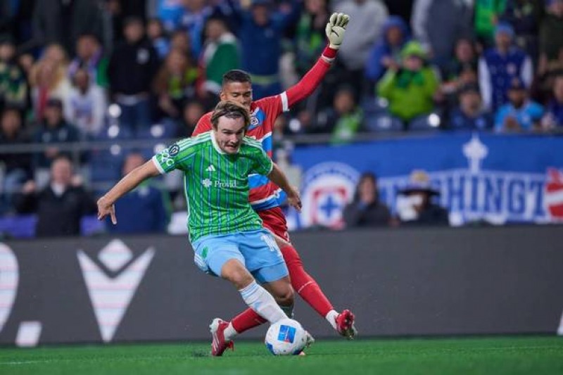 De la Vega y el Sounders buscan los cuartos de la Concachampions