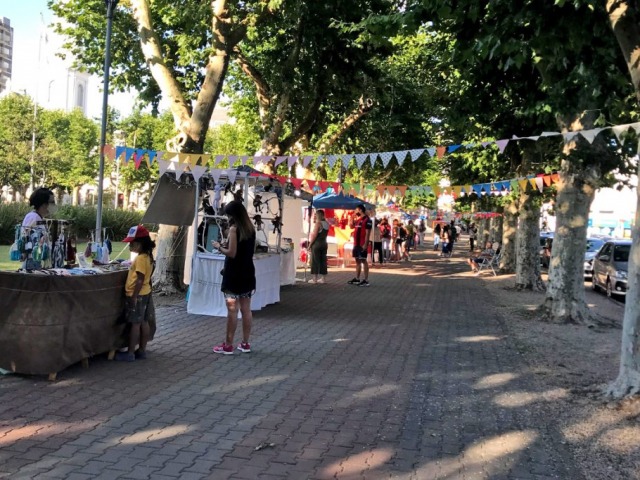 El Da del Artesano se celebra en la Plaza Central