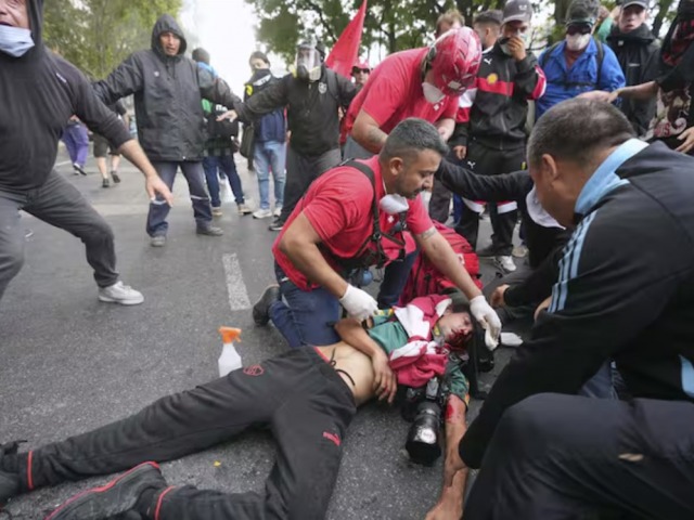 Repudio de concejales de UxP por la represin en el Congreso