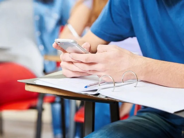 Los alumnos argentinos son los que ms se distraen con el celular