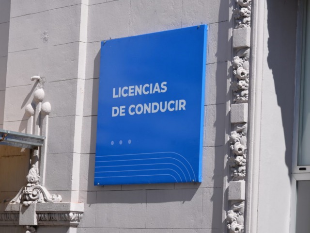 Licencias de Conducir atender en Loma Negra e Hinojo